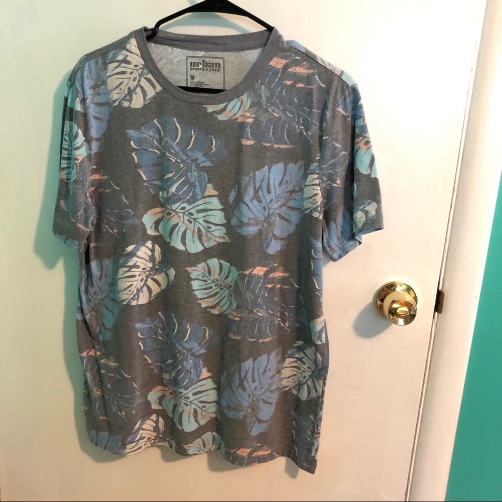 Men’s Urban Pipeline Palm Tree T-Shirt Size M